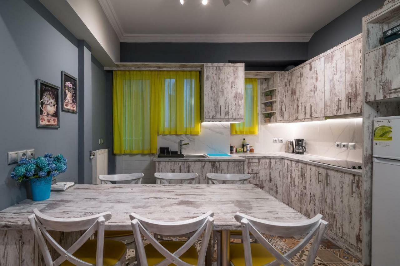 Appartamento Modern & Stylish Apt At The Heart Of Atene Esterno foto